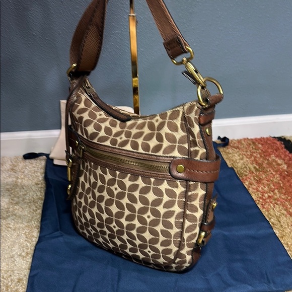 Fossil Leather Brown & Tan Crossbody Bag with Timeless Design EUC - Picture 12 of 16